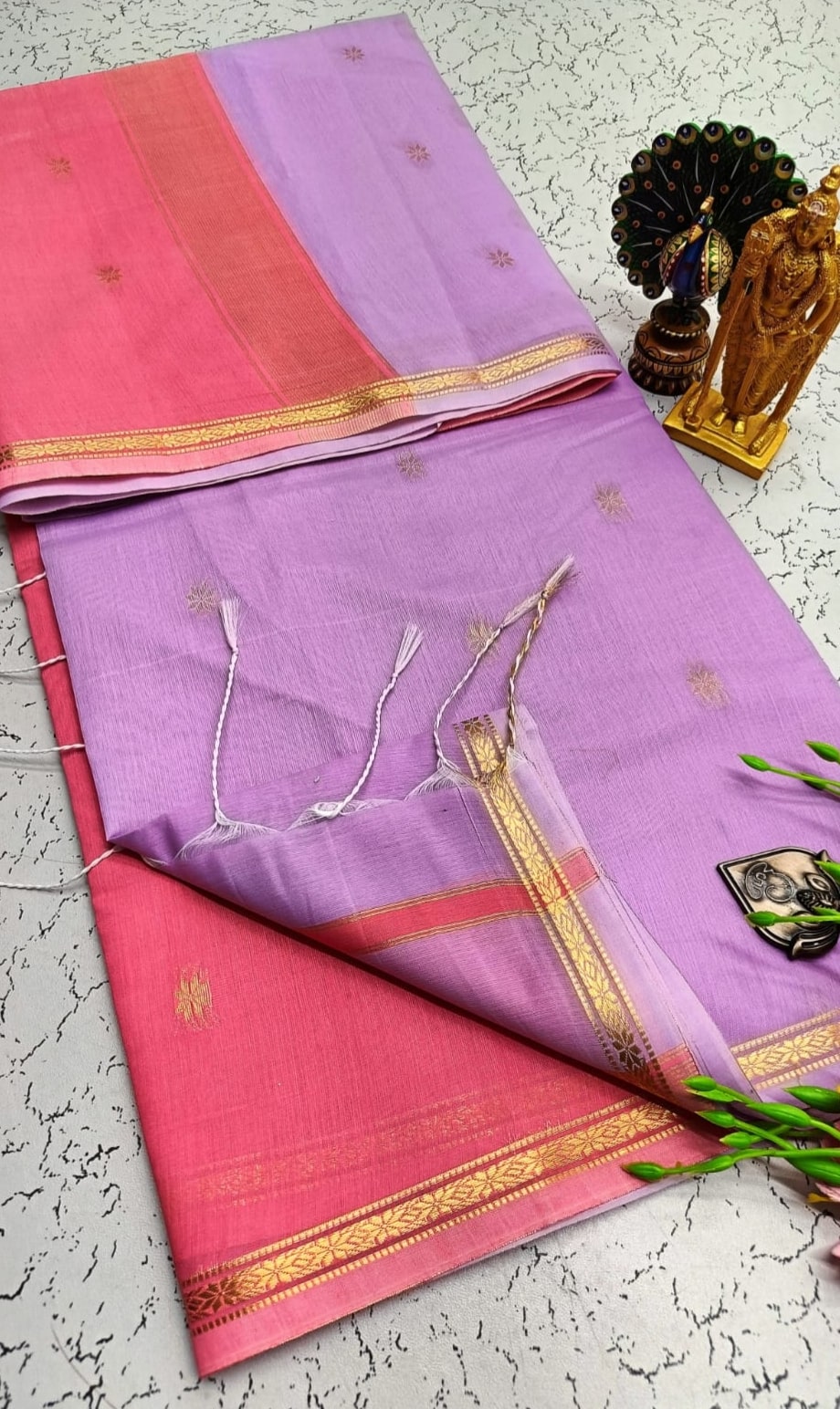 Exquisite Maheshwari Cotton Saree- Lavender & Rose Pink with Gold Zari