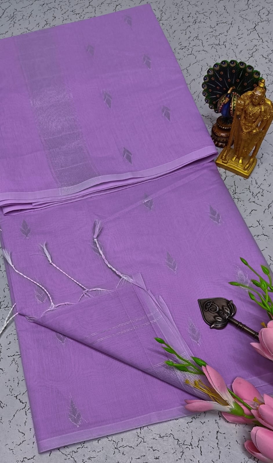 Exquisite Maheshwari Silk Cotton Saree- Lavender