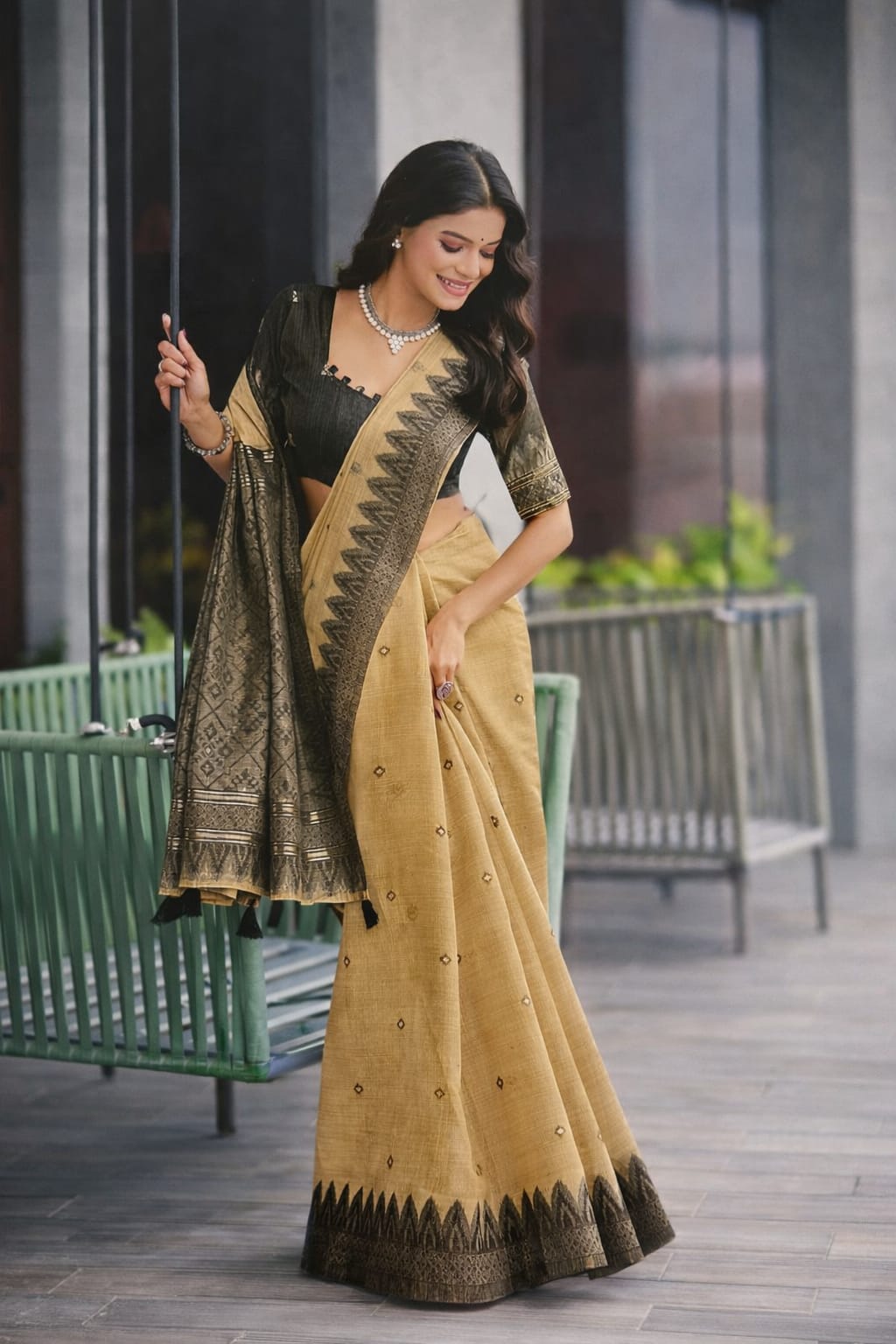 Linen Blend Bunker Print Saree with Woven Border