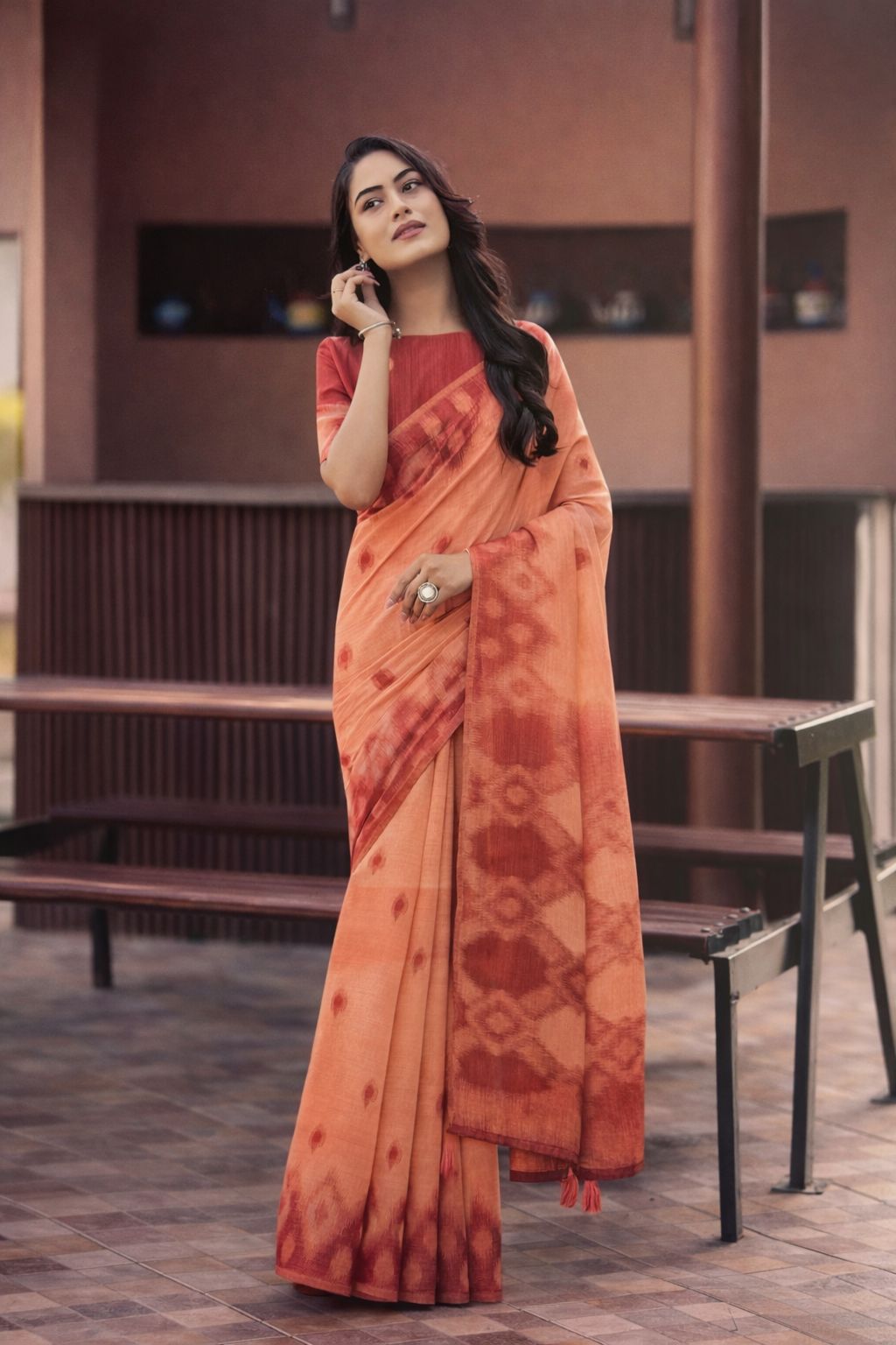 Linen Blend Moxi Print Saree – Soft & Lightweight