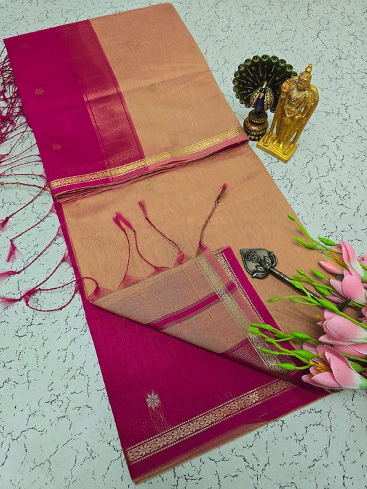 Exquisite Maheshwari Silk Saree - Beige & Magenta - View 1